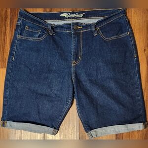 Womens Sz 12 Old Navy Sweetheart Dark Wash Bermuda Shorts w Cuffs at the Bottoms